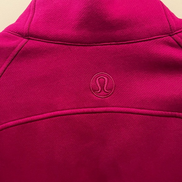 Lululemon Scuba Oversized Funnel-Neck Half Zip pullover M/L Raspberry - Picture 6 of 7